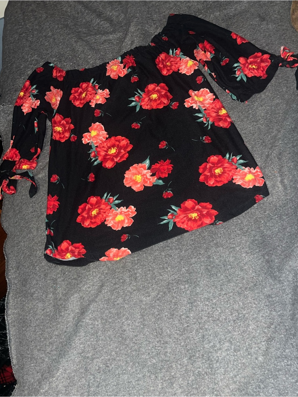 Charlotte Russe Black Off-Shoulder Top with Red Floral Print
